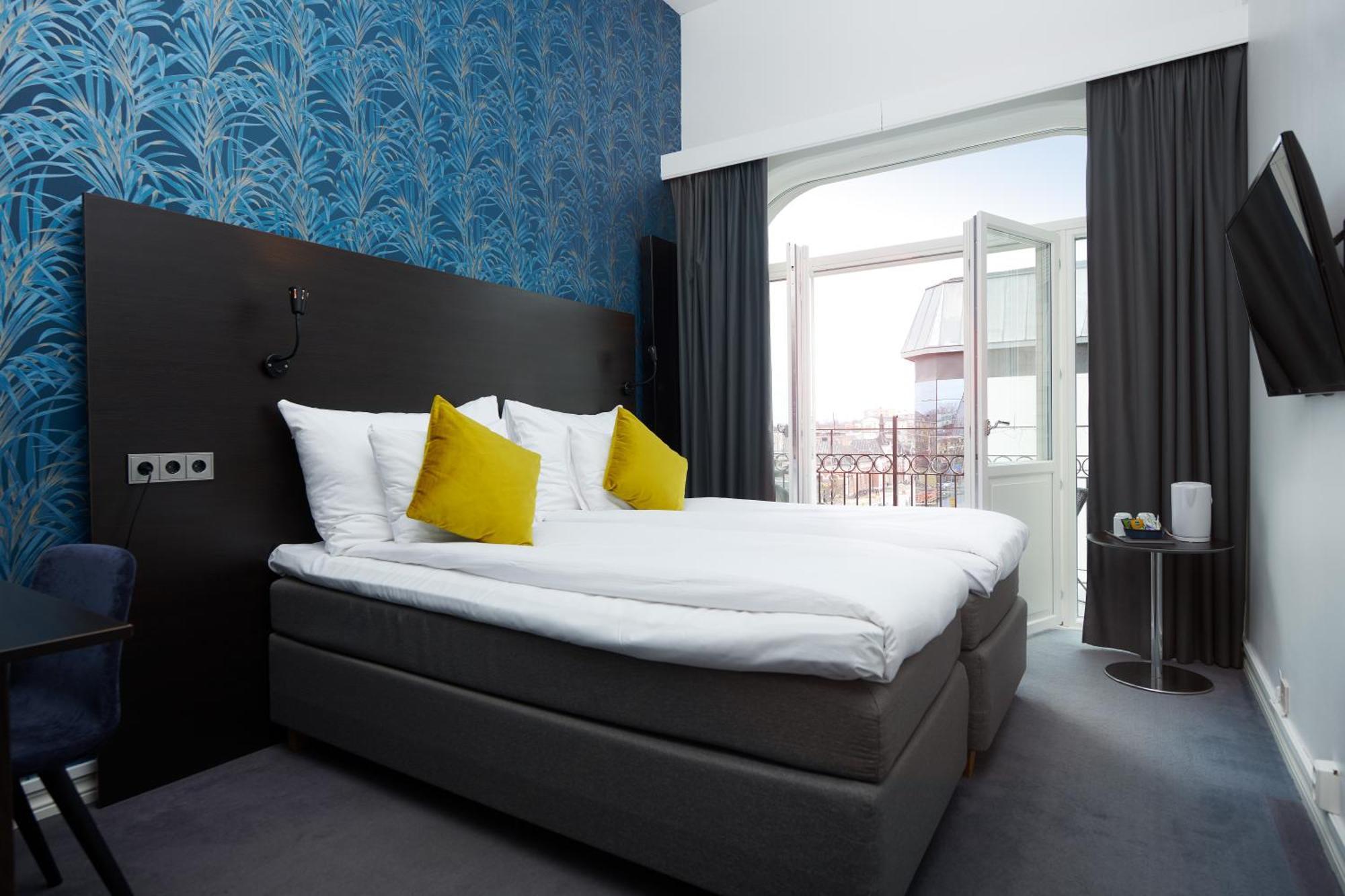 Hotel Plaza 4*